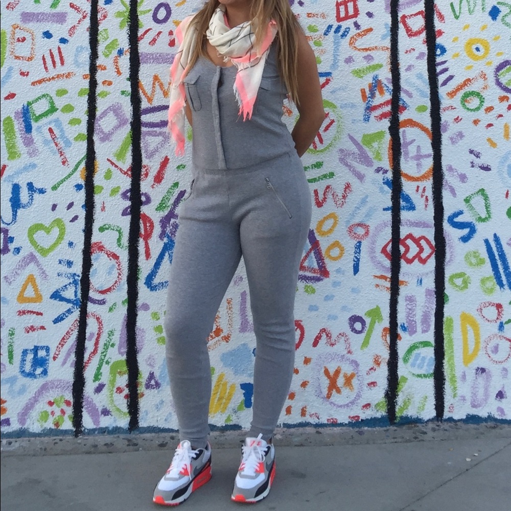 Zara grey body jogger body suit. Size M